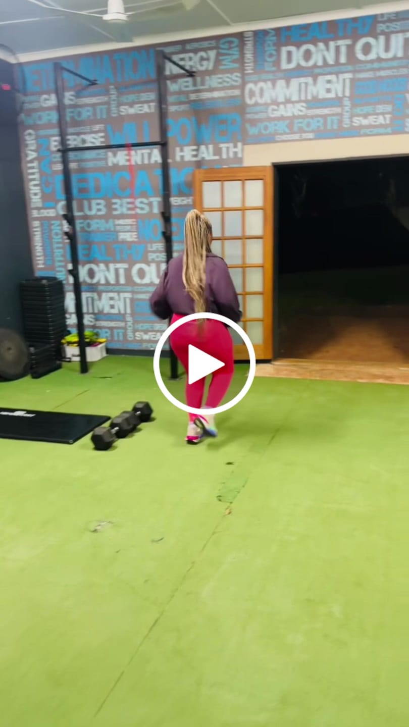 Customer video review of Flare Leggings & Longline Sports Bra Women's Gym Set