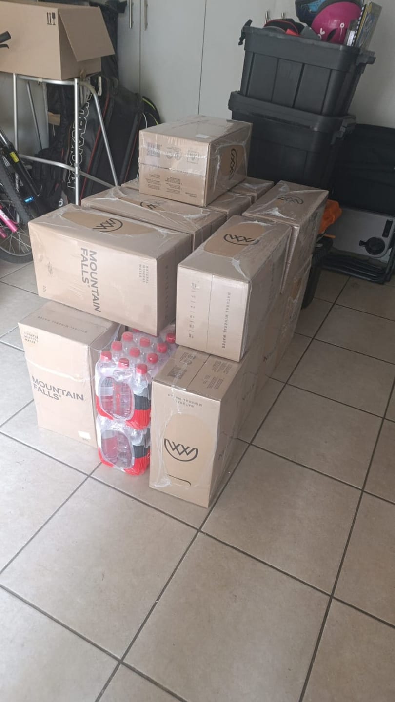 Customer photo review of AcquaBox 20L Mineral Water Refill for AcquaCooler By Mountain Falls