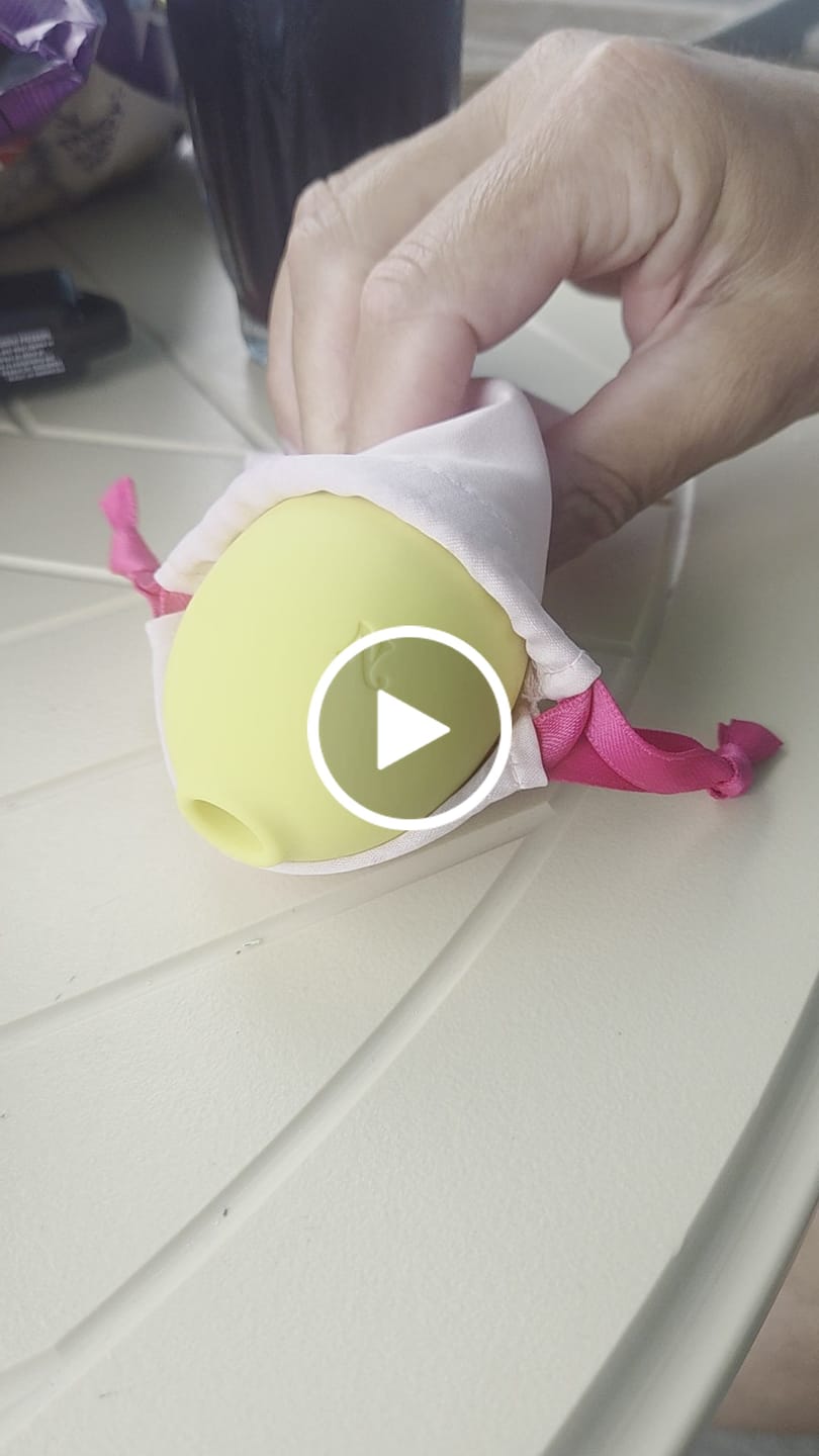 Customer video review of Lem Clitoral Massager