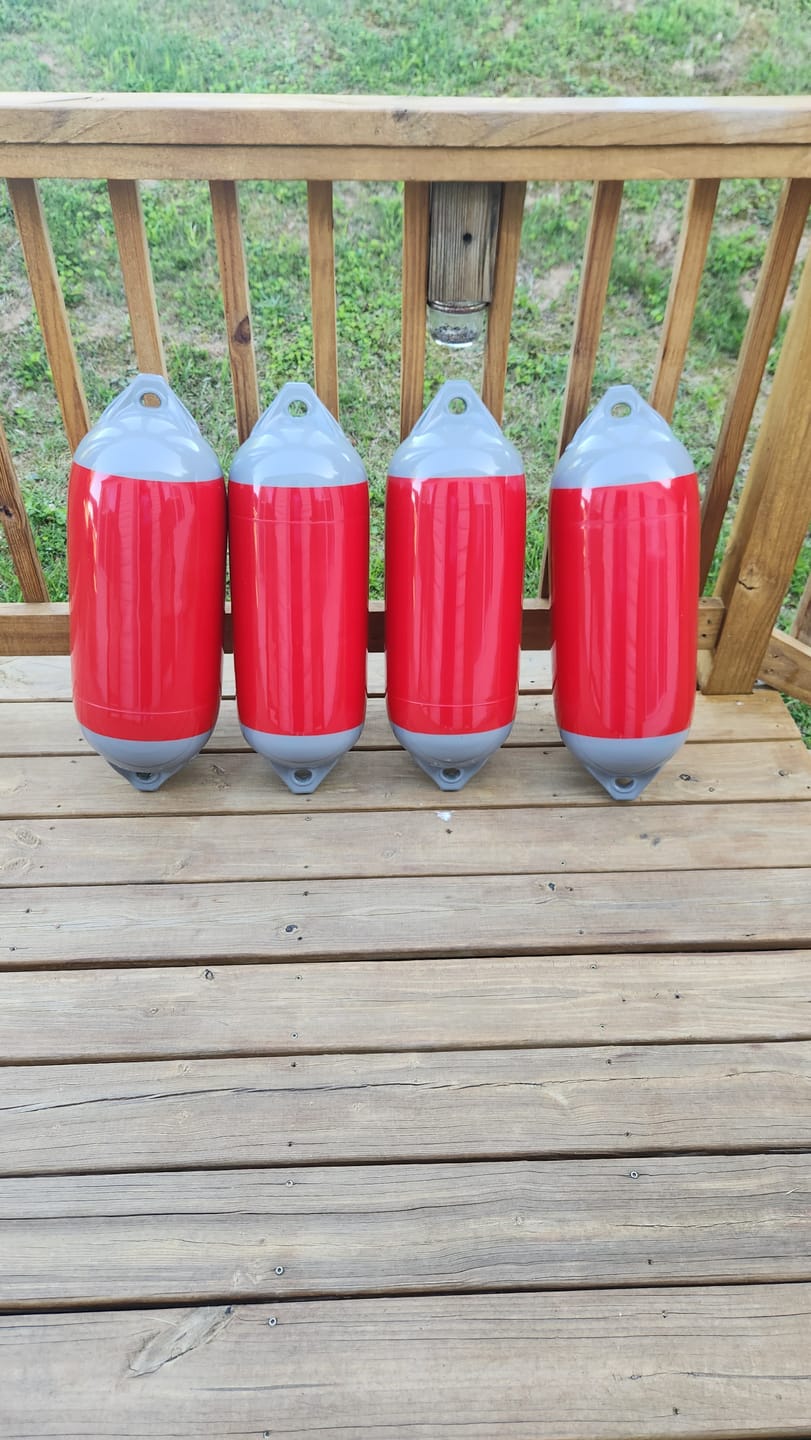 Customer photo review of F-Series Boat Fender F-2 Grey Ropehold