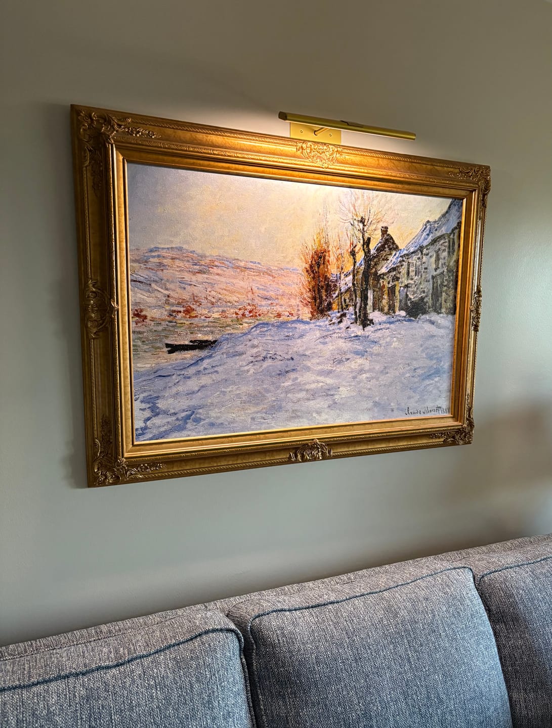 Customer photo review of LightsCordless™ — Wireless Rechargeable Picture Lighting