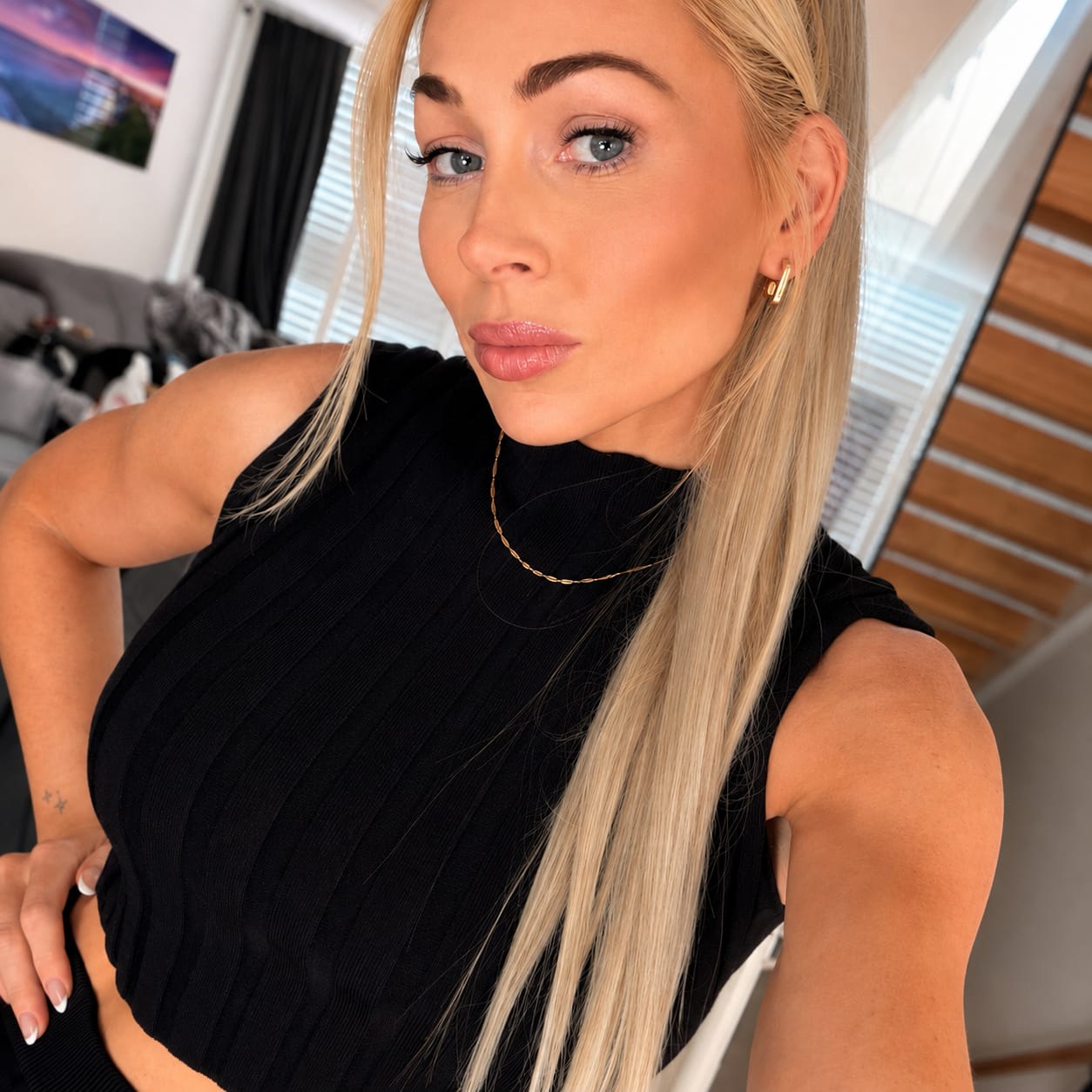 Customer photo review of Sleek Pony 26"
