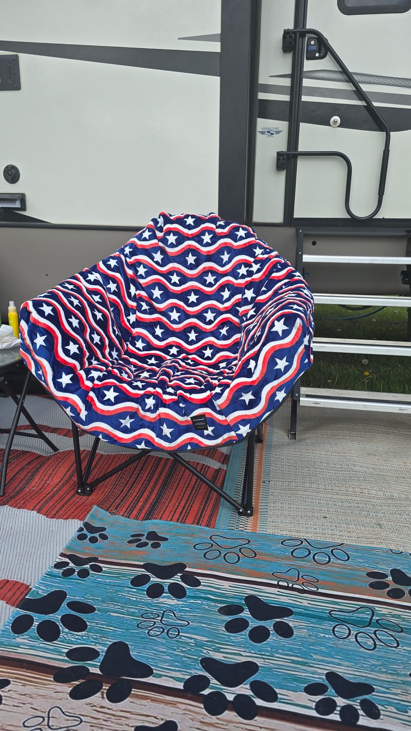 Customer photo review of The Chair Blanket