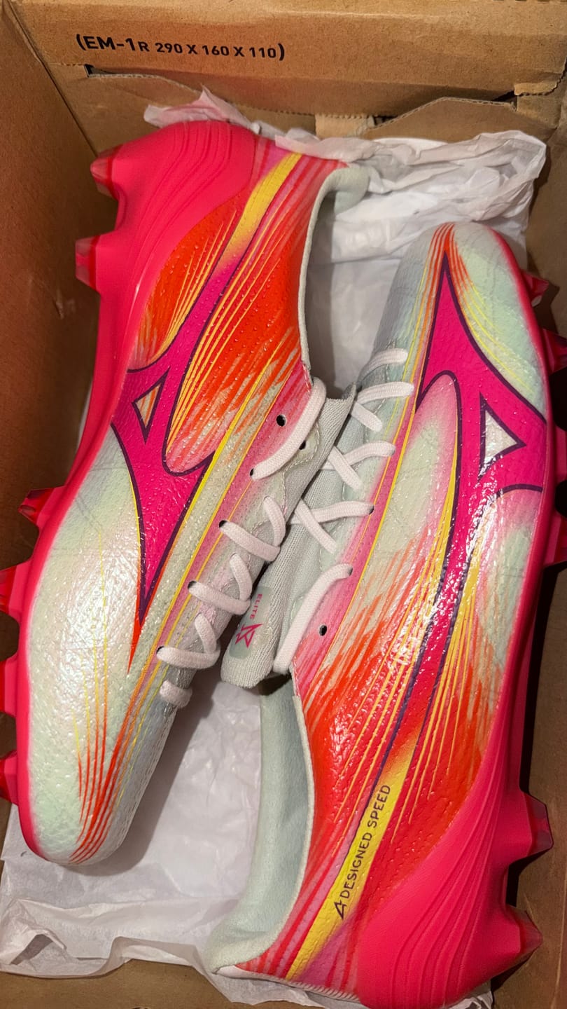 Customer photo review of Mizuno Alpha III Elite FG