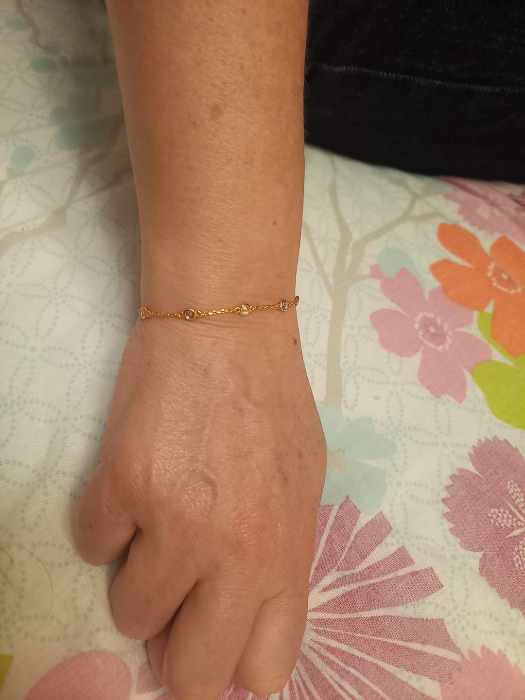 Customer photo review of Pulsera Multicolor