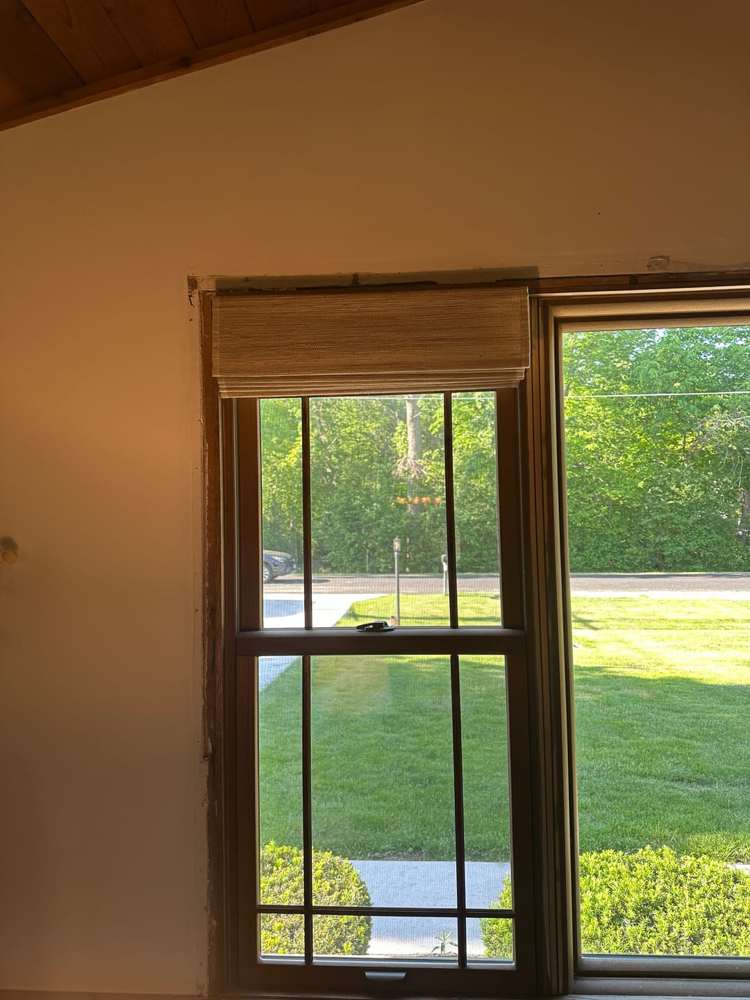 Customer photo review of SmartWings Motorized Woven Wood Shades 50%/70%/100% Blackout Orithyia