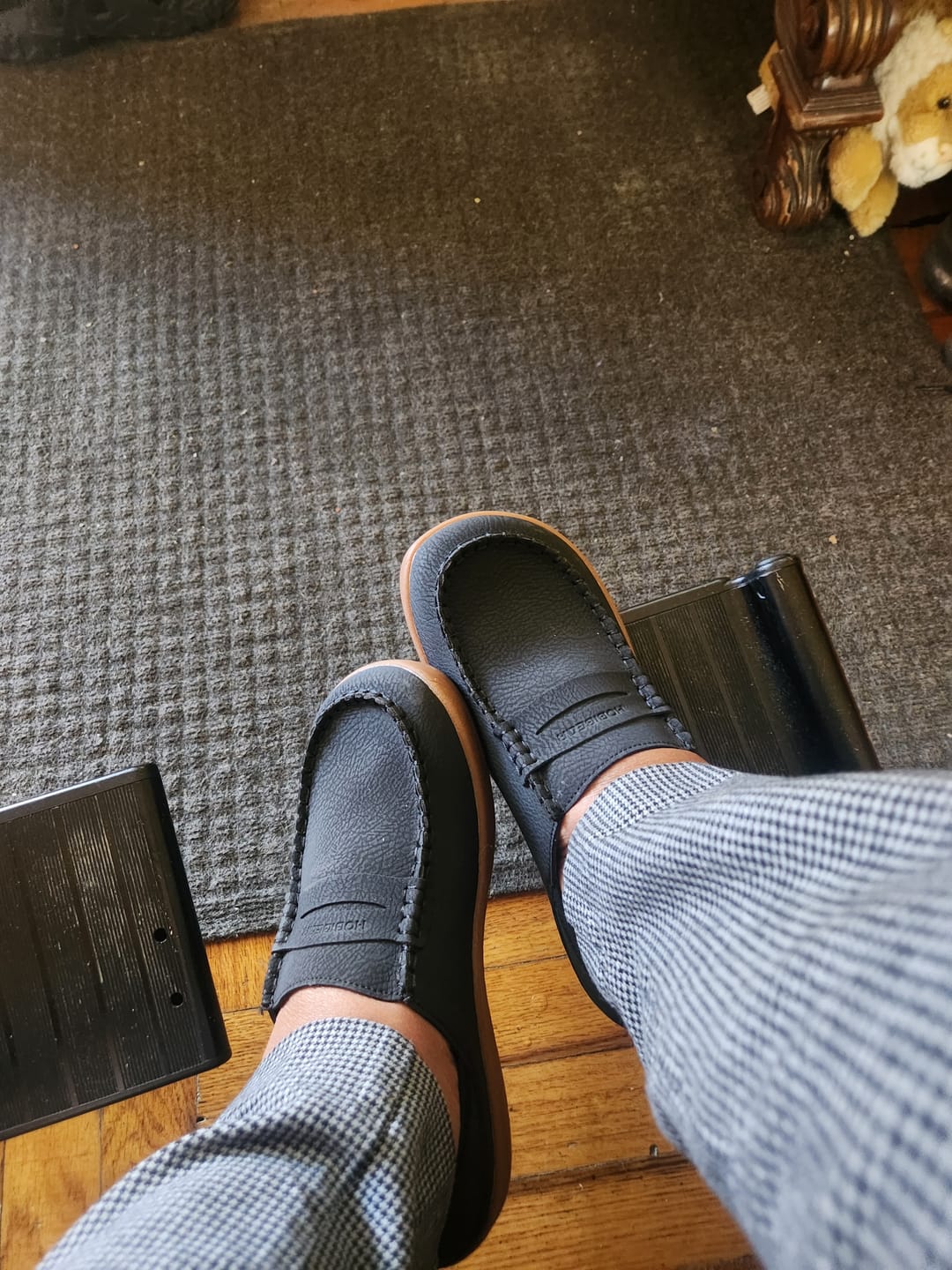 Customer photo review of Manis - Barefoot Loafers