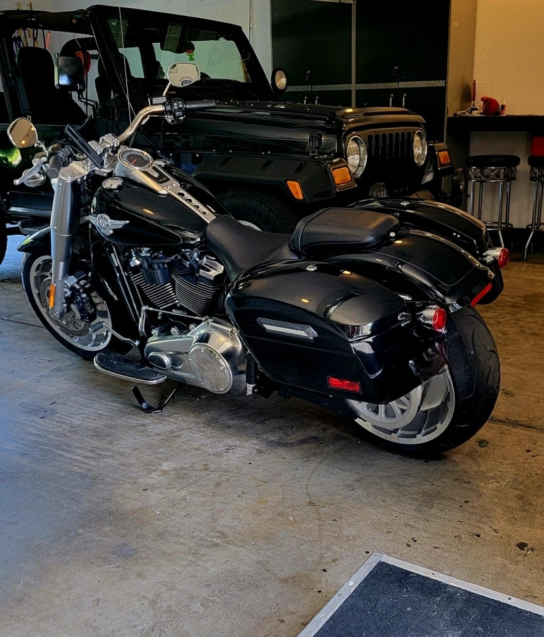 Customer photo review of Viking Saddlebags Quick Disconnect System For Harley Davidson Softail