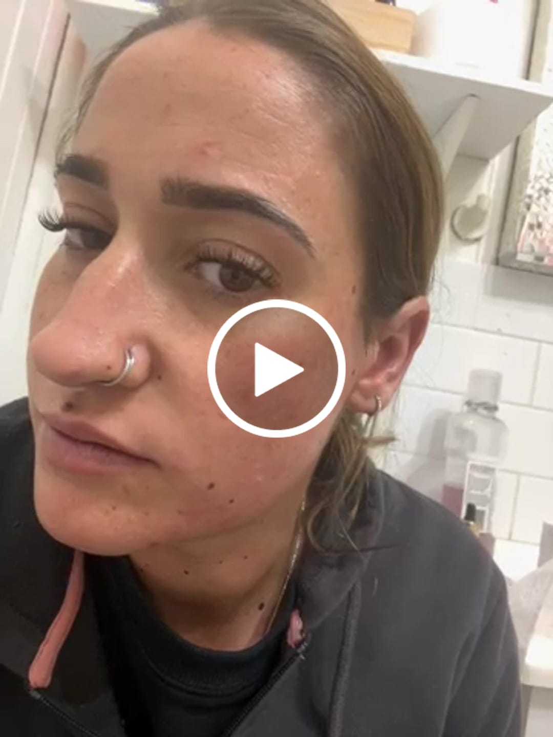 Customer video review of Infinaluxe Customisable Lash Extensions (4 rows)
