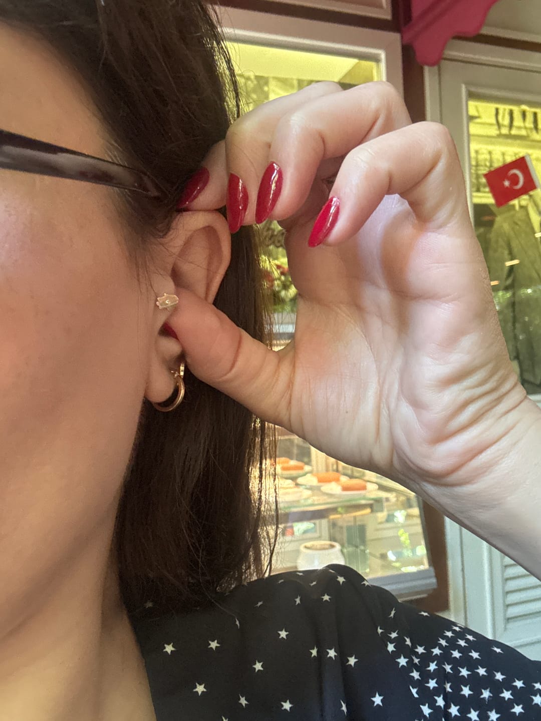 Customer photo review of Pırlanta Fatma Ana Eli Piercing