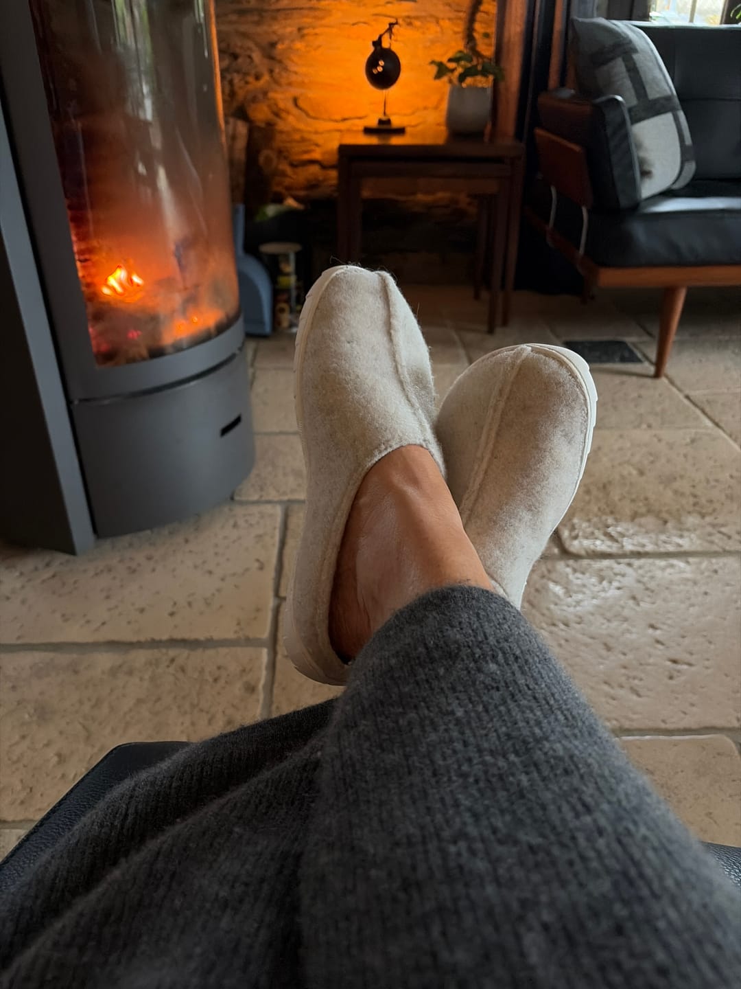 Customer photo review of Vaistoa Toive | Felt Barefoot Slippers