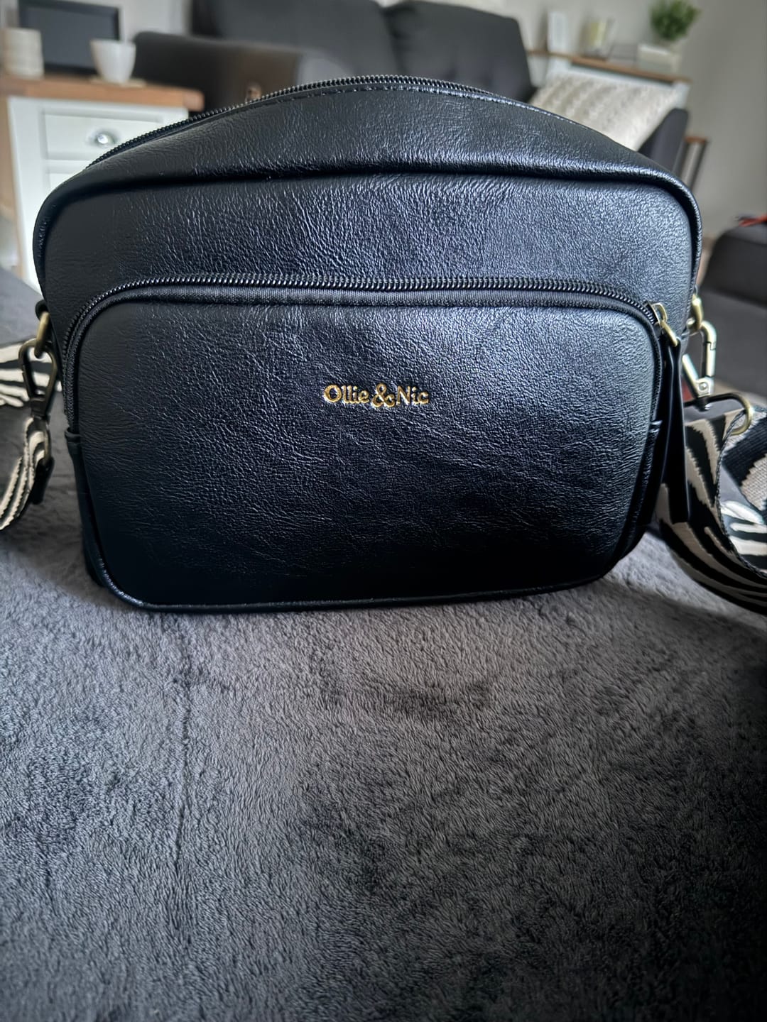 Customer photo review of Doyle Crossbody - Black