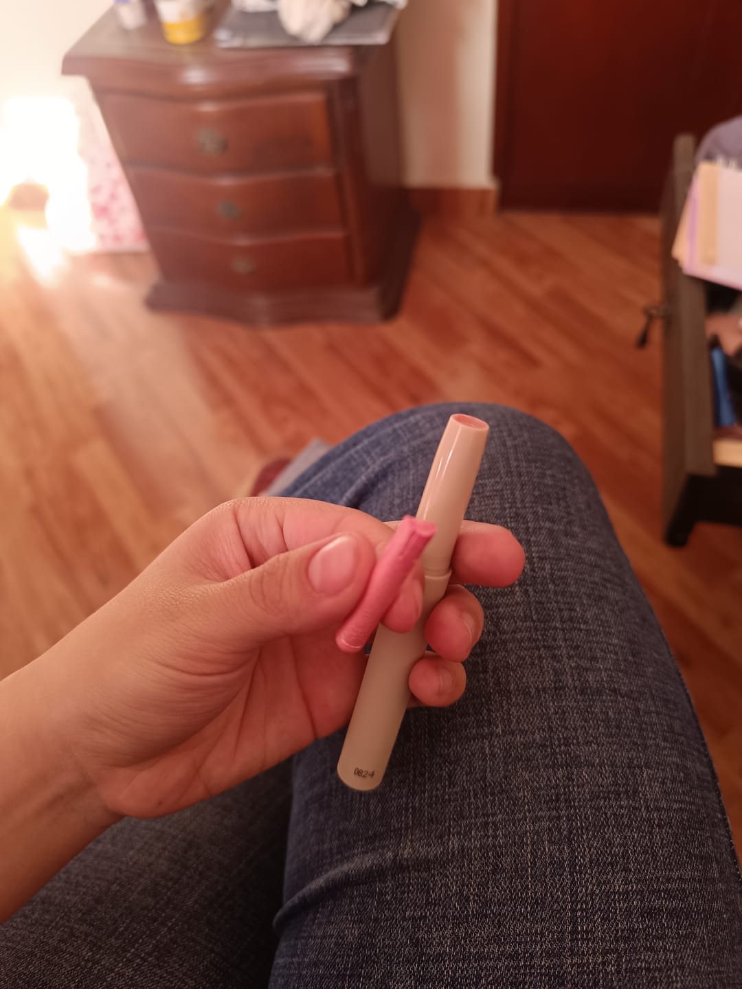 Customer photo review of SOMBRAS CREMOSAS EN BARRA