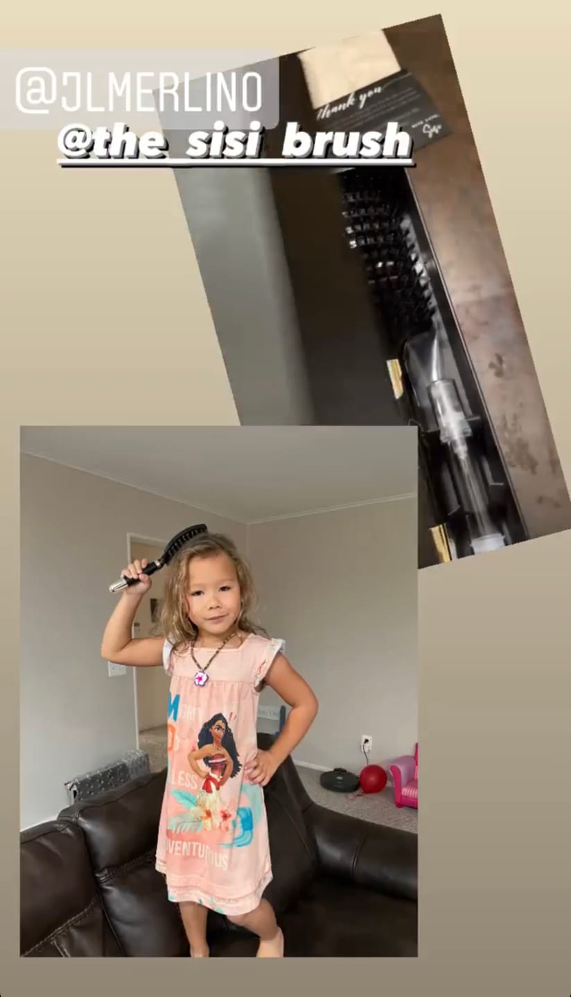 Customer photo review of The Original Sisi Brush