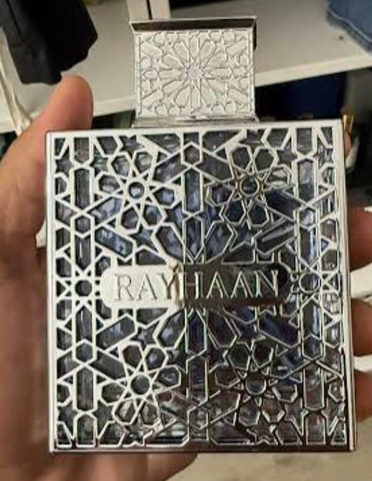 Customer photo review of Rayhaan Aquatica Eau De Parfum For Unisex