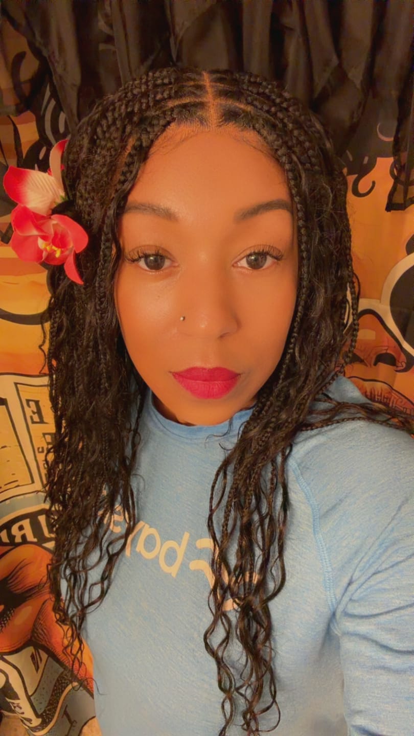 Customer photo review of 24" Swiss HD Full Lace Lightweight Human Hair Curls Boho Box Braided Wig