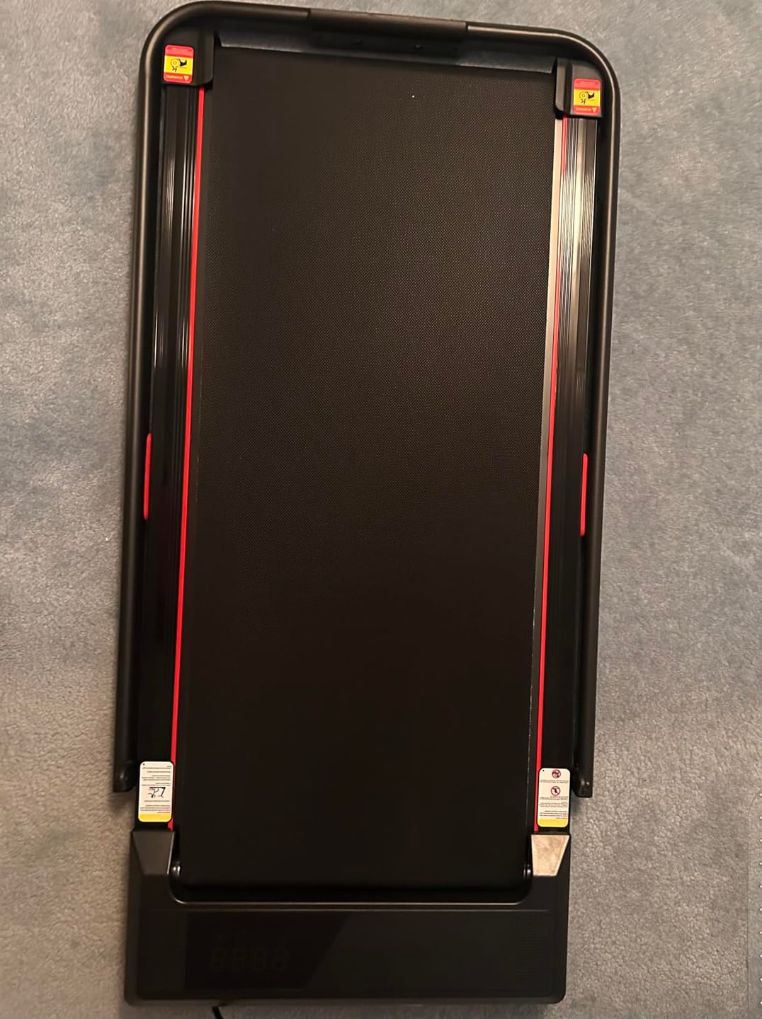 Customer photo review of Umay U18F Folding 3-in-1 Walking Pad with 10%/15% Incline 1-10 km/h