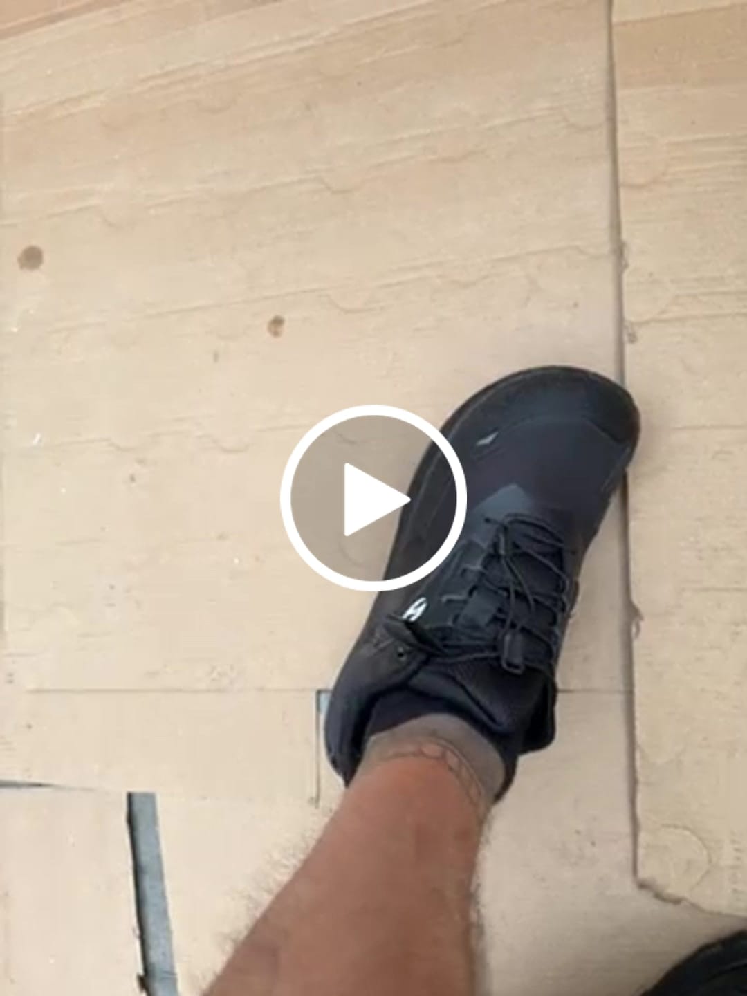 Customer video review of Stratus - Zapatos De Punta Ancha