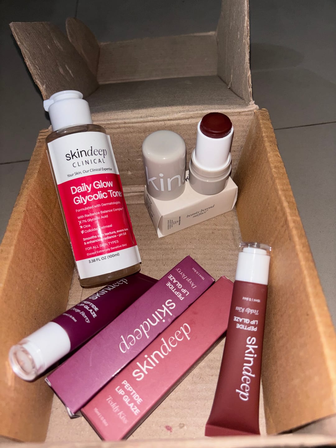 Customer photo review of Lip Glaze+Velvet Flush Duo