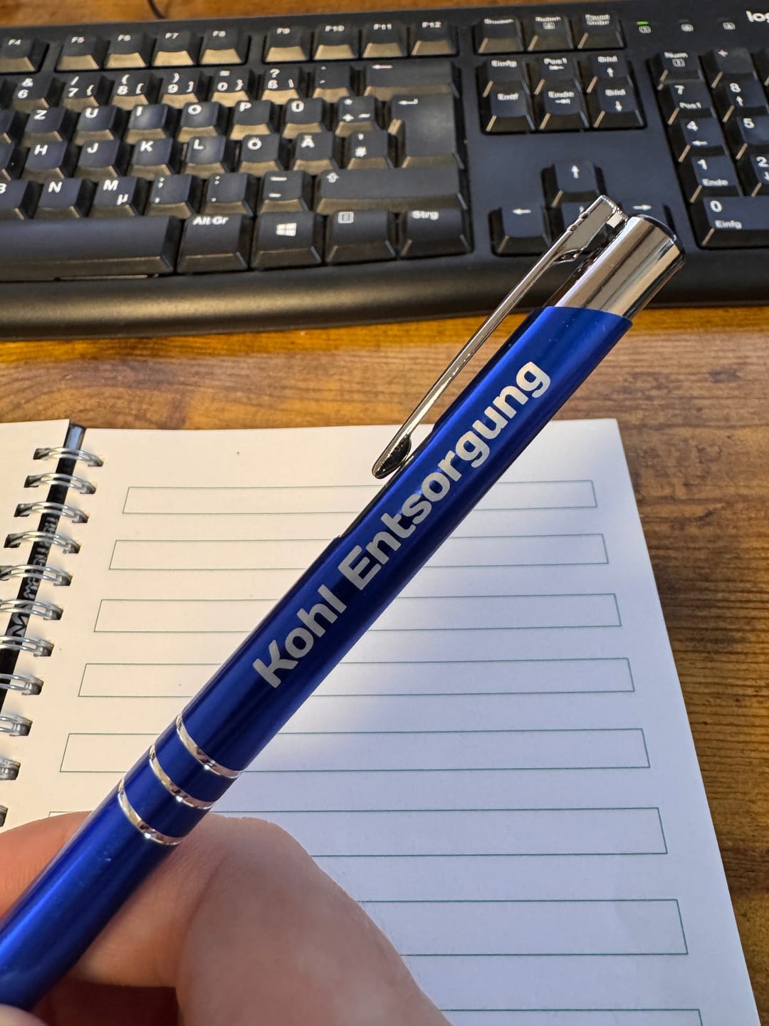Customer photo review of Werbekugelschreiber aus Metall mit Lasergravur Logo und Text