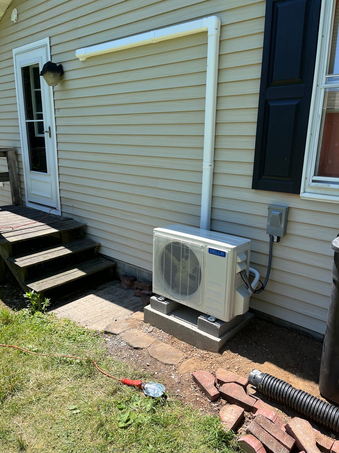 Customer photo review of DELLA Optima CloudAir Series 18000 BTU 23 SEER2 Ultra Heat Mini Split AC - Up to 1000 Sq.Ft.