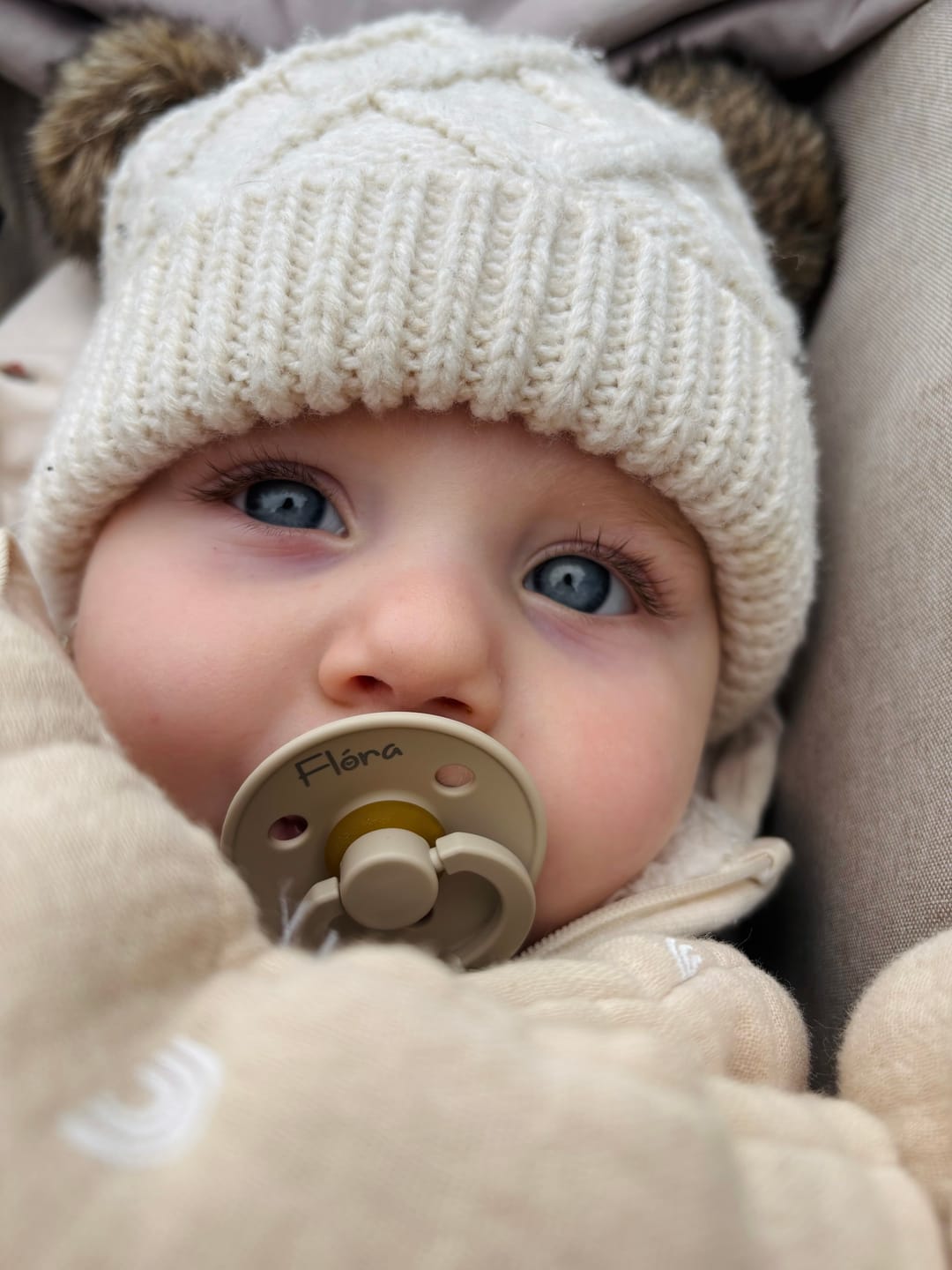 Customer photo review of Névre szóló BIBS Colour cumi - vanília
