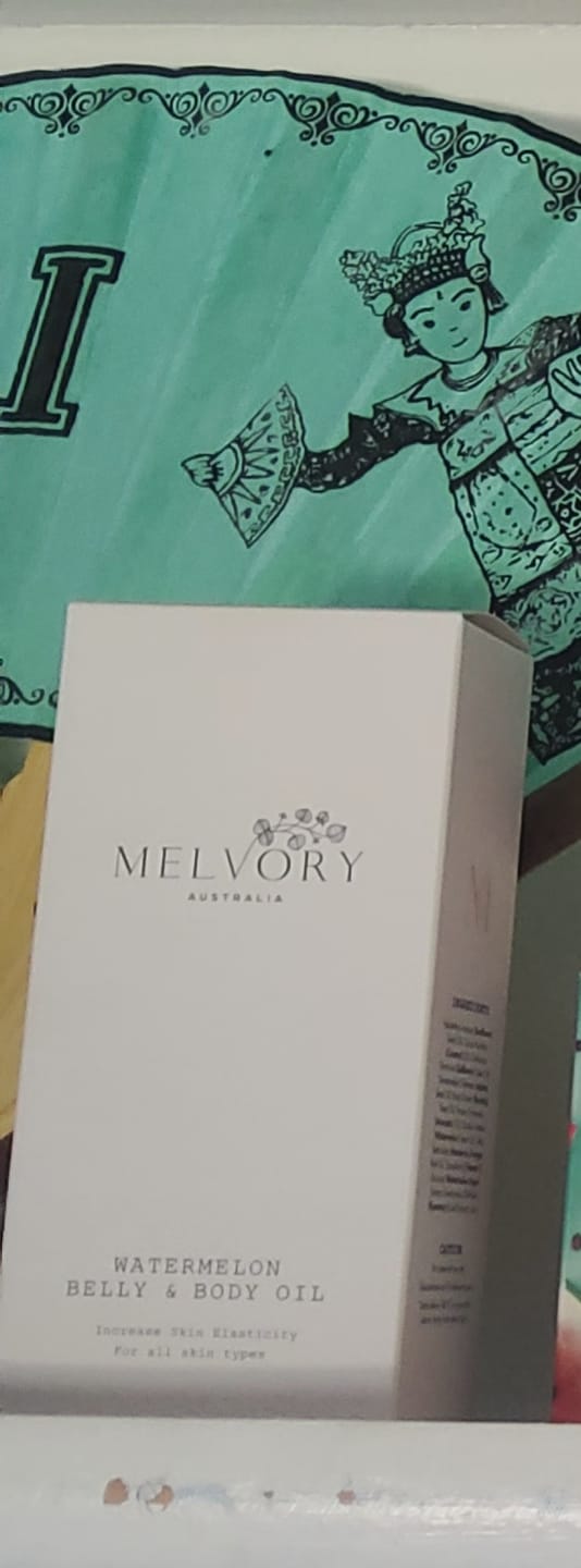 Customer photo review of Watermelon Nurturing Belly & Body Oil