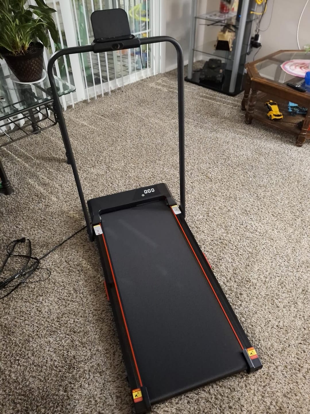 Customer photo review of Umay U18F Folding 3-in-1 Walking Pad with 10%/15% Incline 1-10 km/h