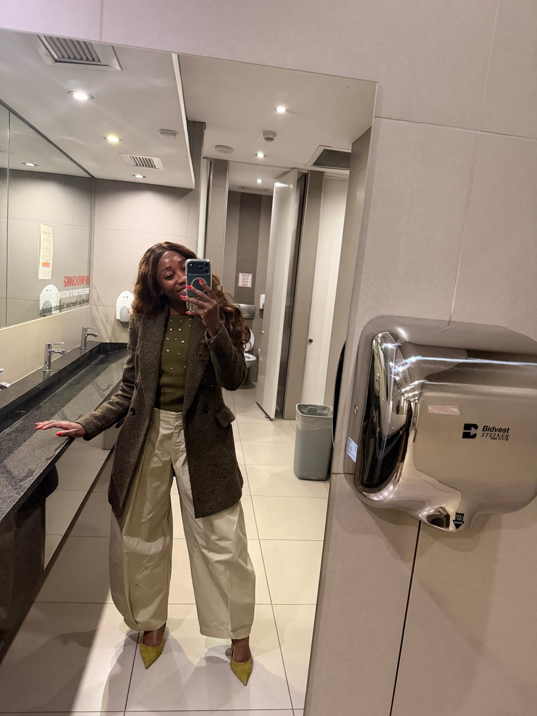 Customer photo review of Ora Balloon Trousers - Stone