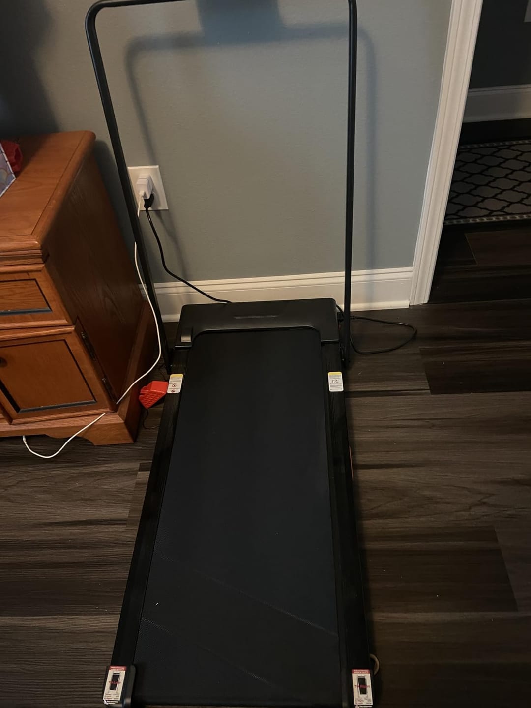 Customer photo review of Umay U18F Folding 3-in-1 Walking Pad with 10%/15% Incline 1-10 km/h