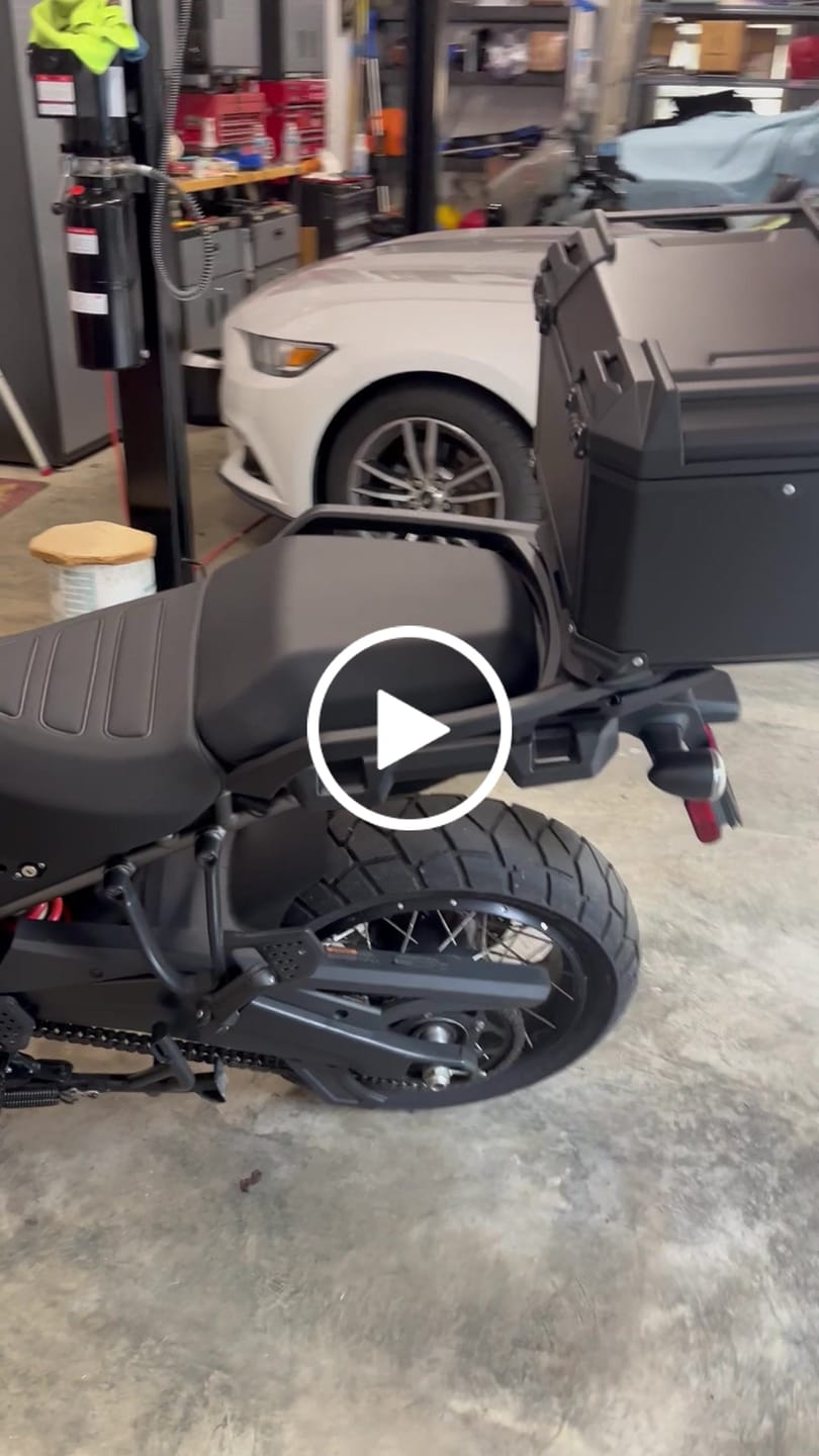 Customer video review of 38L - Apex XL Harley Pan America RA1250/S Aluminum Top Case Black
