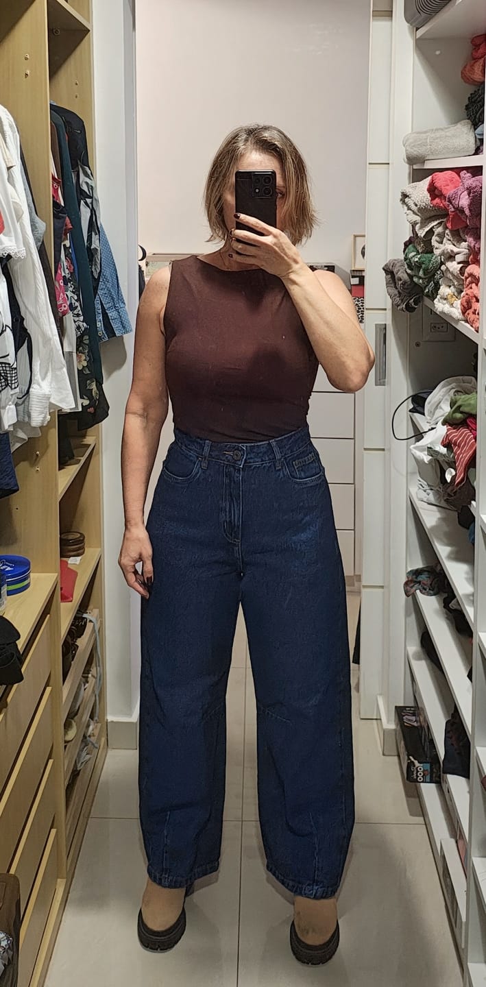 Customer photo review of Calça Jeans Balloon Baobá Azul Escuro