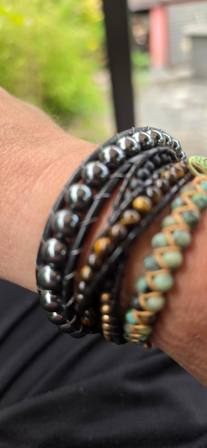 Customer photo review of SELBSTVERTRAUEN Wickelarmband Tigerauge und Onyx