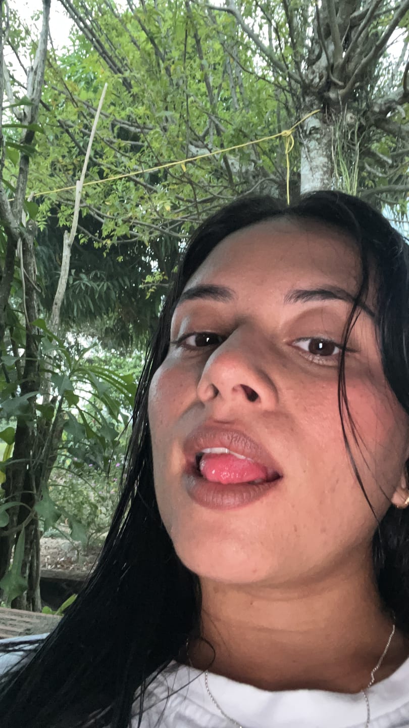 Customer photo review of LABIAL VELVET LÍQUIDO