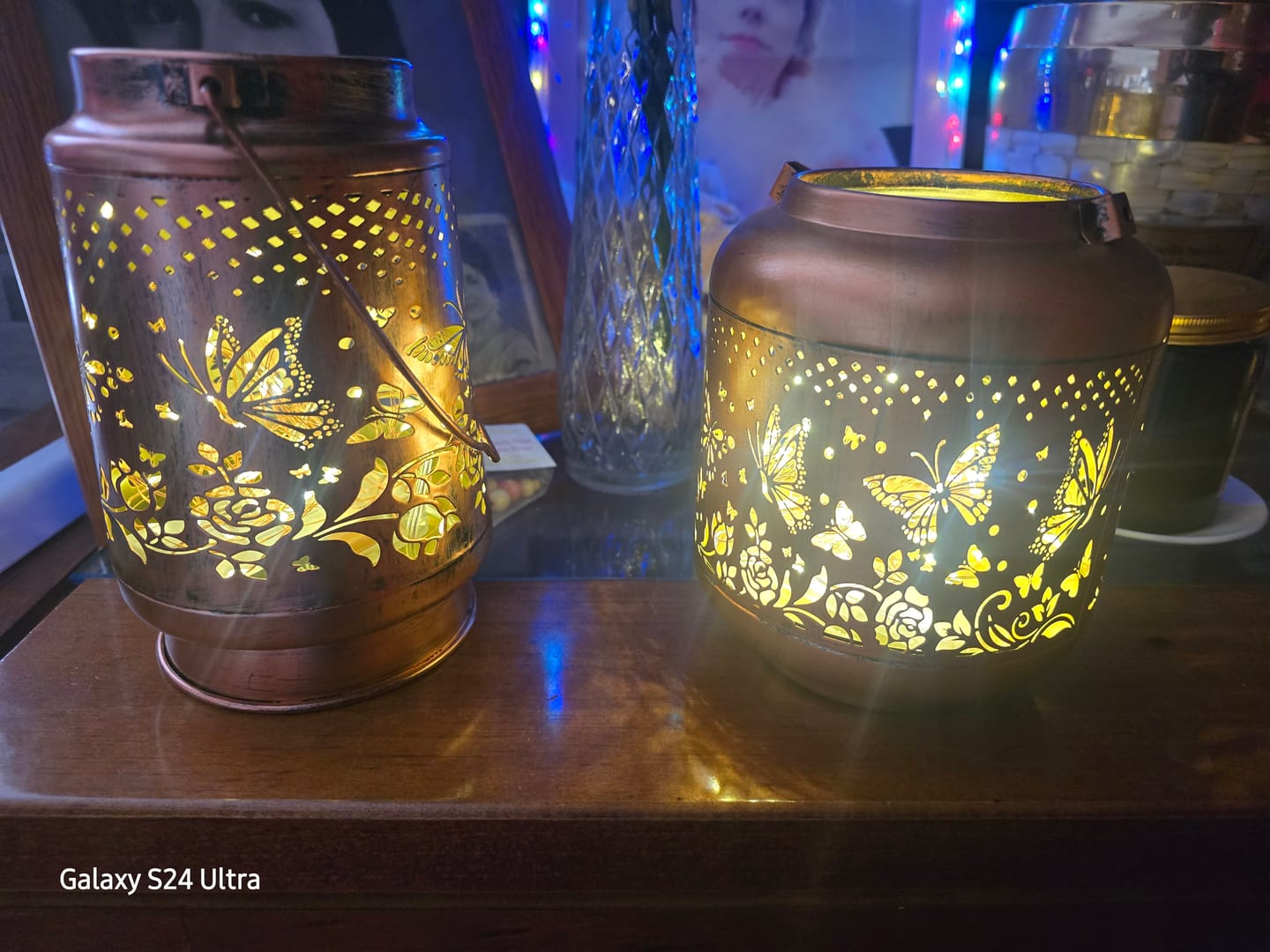 Customer photo review of Farol Mariposa Sombra Solar