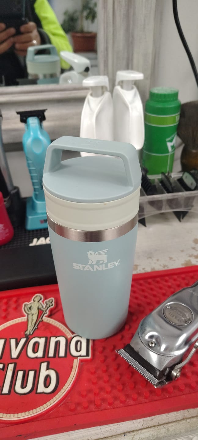 Customer photo review of Mug Café To Go Seafoam | 354 ml
