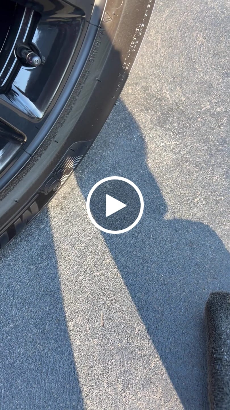 Customer video review of Tyre Milk