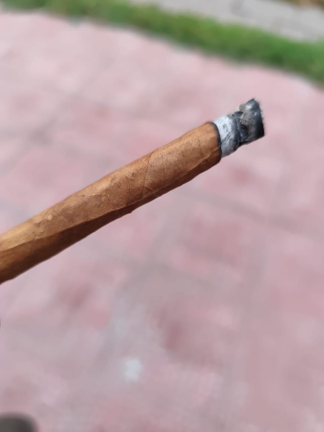 Customer photo review of Long Cigarrito