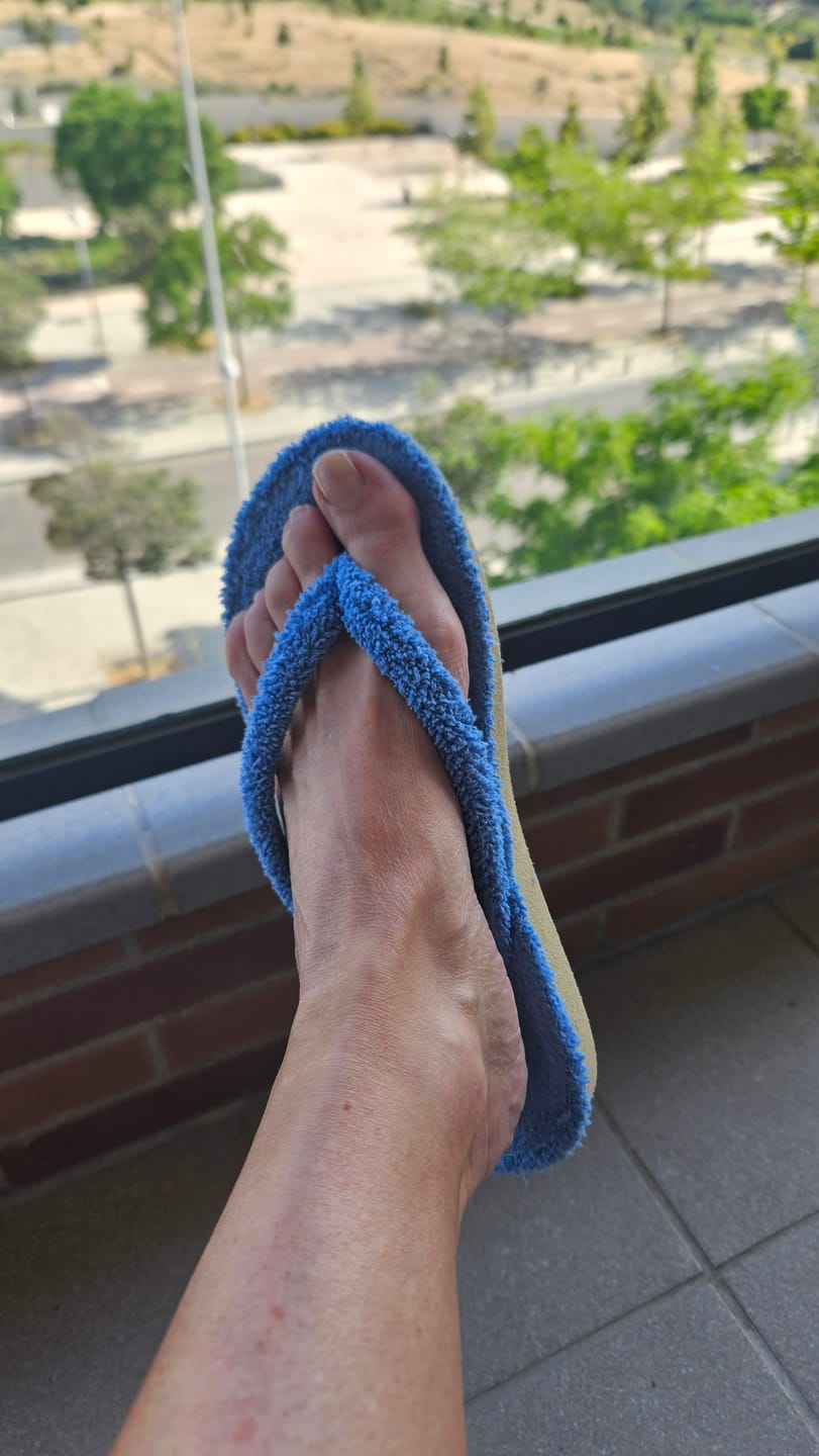Customer photo review of Zapatilla casa en rizo de dedo D´Cutillas