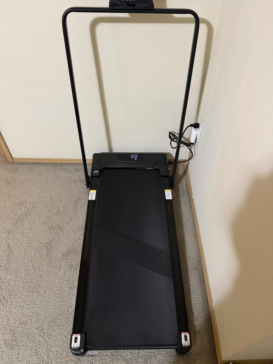 Customer photo review of Umay U18F Folding 3-in-1 Walking Pad with 10%/15% Incline 1-10 km/h