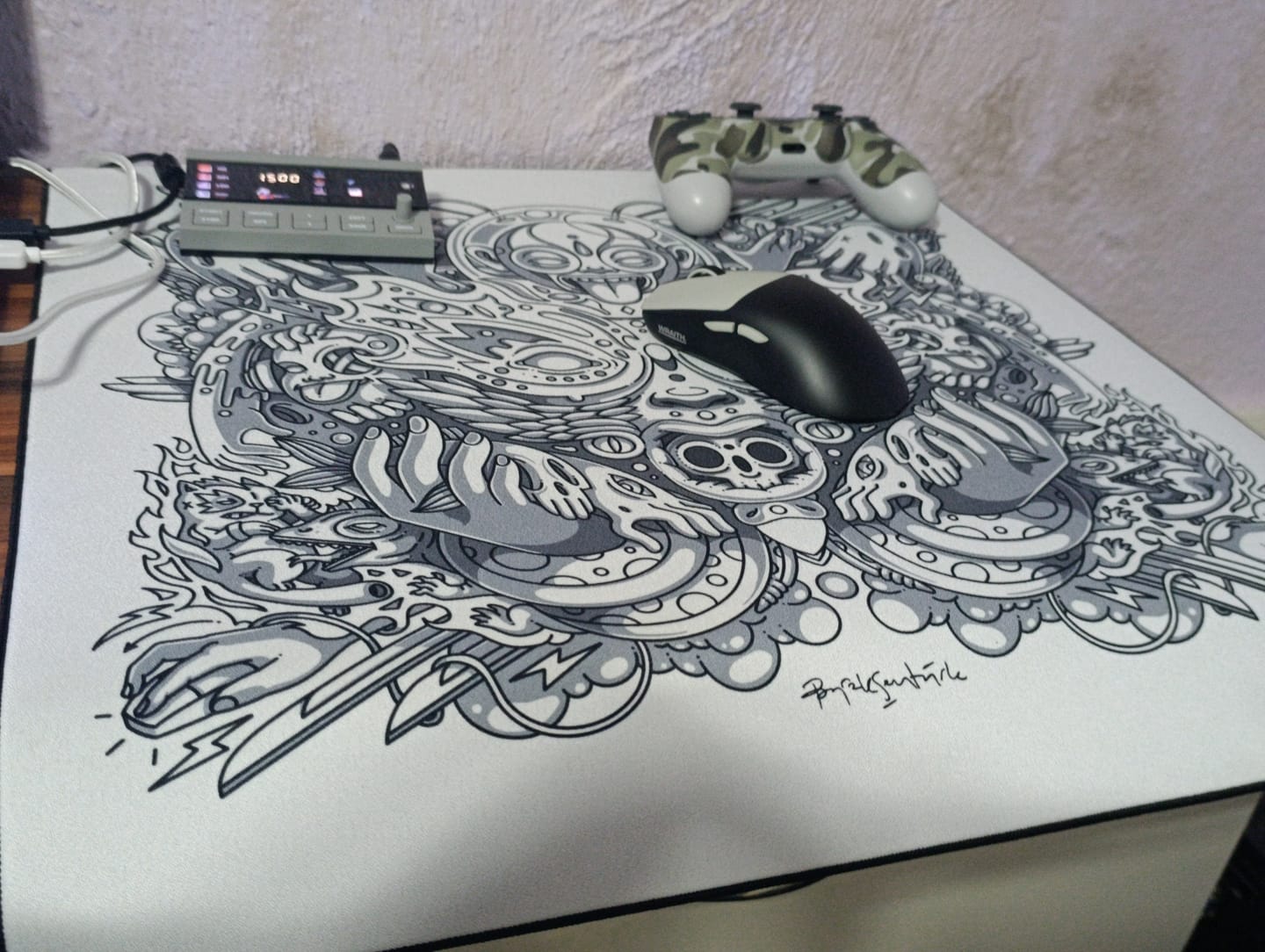 Customer photo review of Wraith Spirit of Aim Pro Mousepad