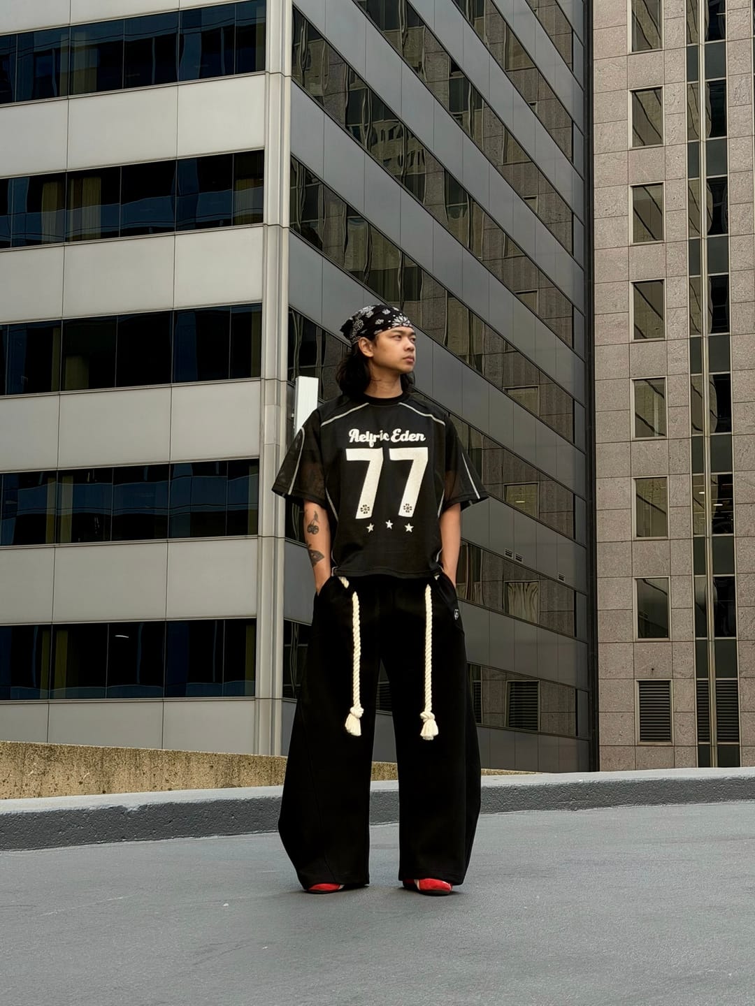 Customer photo review of Aelfric Eden Boxy Raglan Jersey Tee