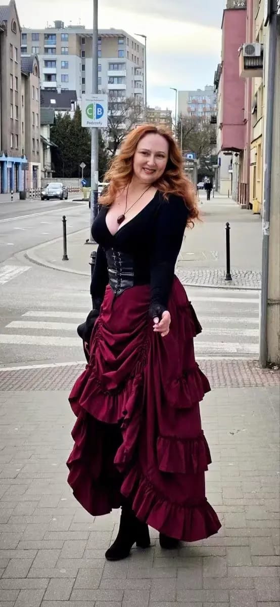Customer photo review of Wild West Steampunk skirt