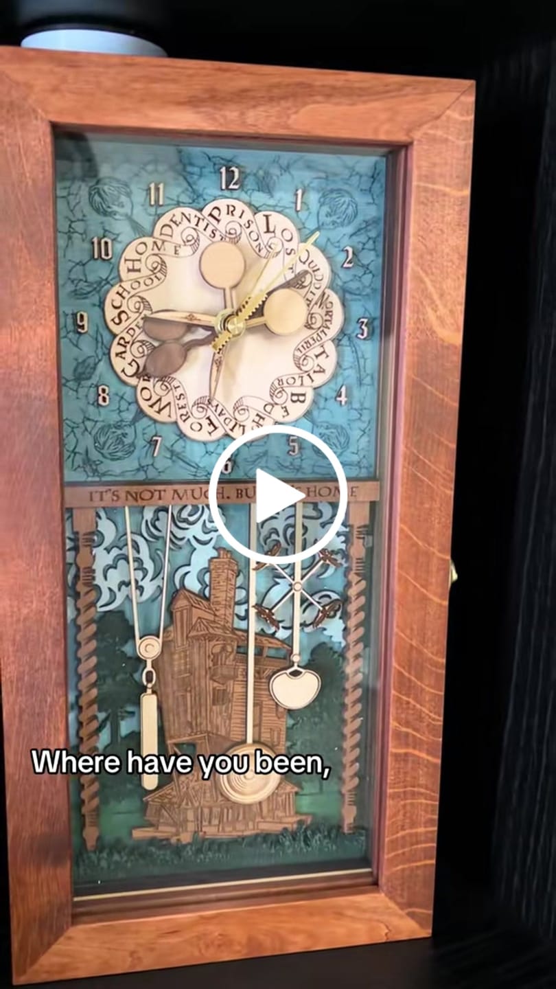Customer video review of WEASLEY FAMILY™ 3D WOOD CLOCK