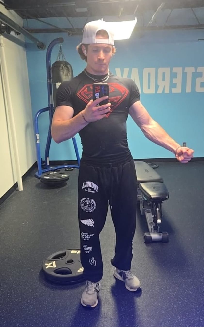 Customer photo review of 4117 - Superman Compression Tees