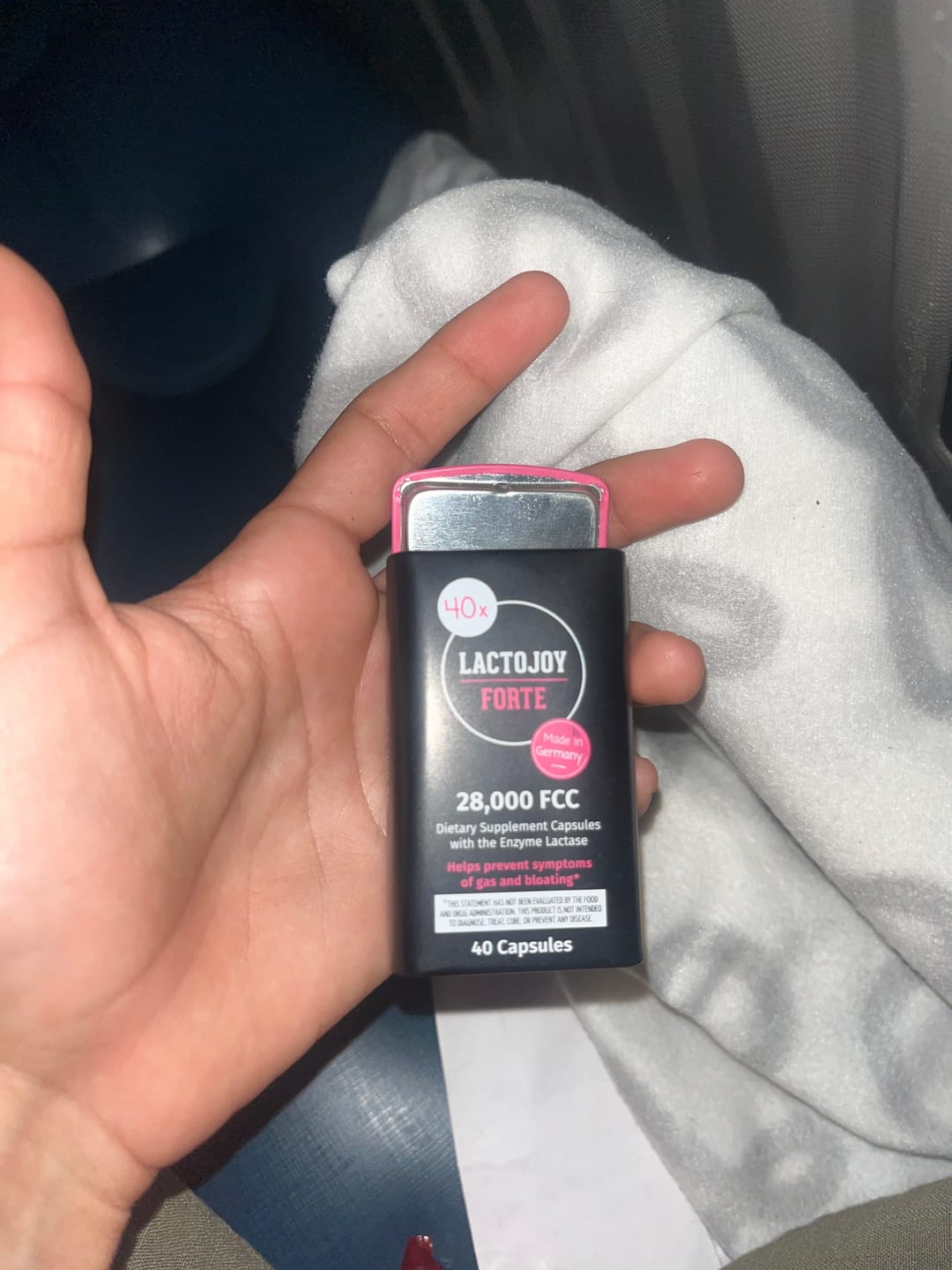Customer photo review of LactoJoy Forte - 28.000 FCC - 40 Lactose-Capsule