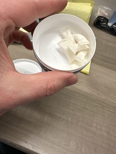 Customer photo review of Chilled Mint Nicotine Pouches