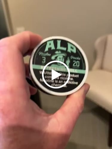 Customer photo review of Spearmint Nicotine Pouches
