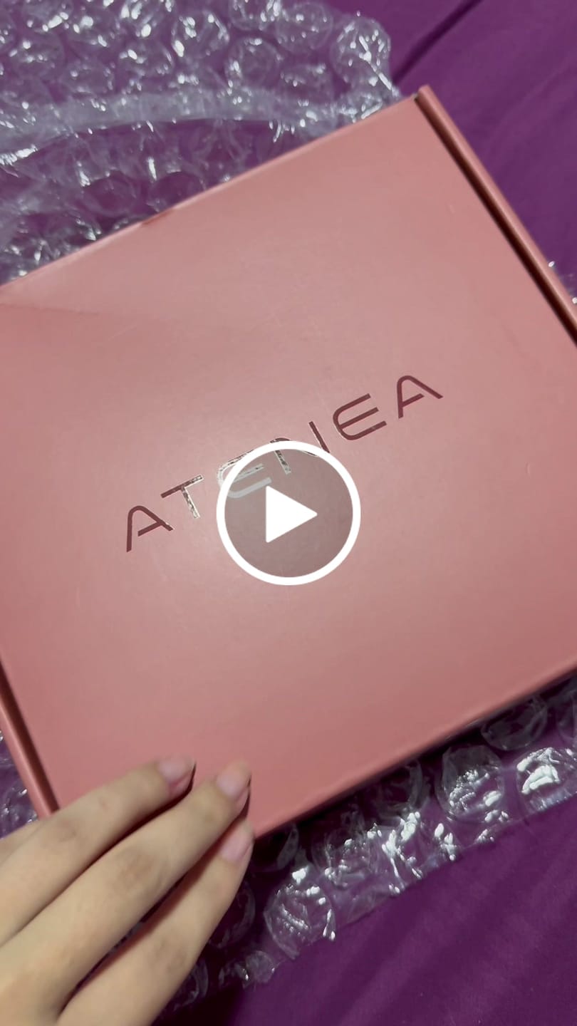 Customer video review of RUBOR EN DÚO ALLURE CREMA Y POLVO COMPACTO