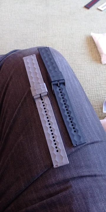 Customer photo review of Polar Silicone Sport Watch Band Black Unisex Waterproof Rubber Strap